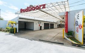 Reddoorz @ El Runway Hotel Bulacan